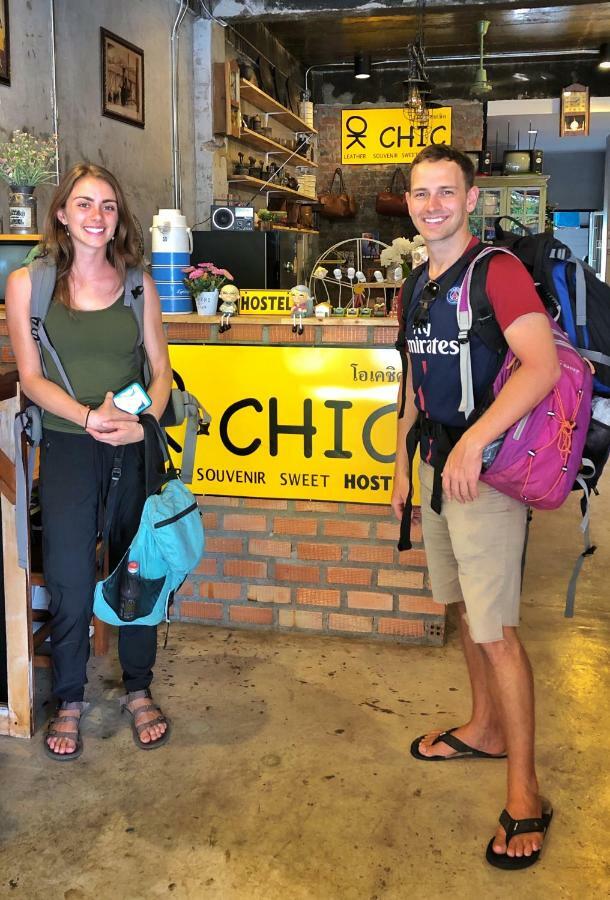 Ok Chic Phuket Hostel Buitenkant foto