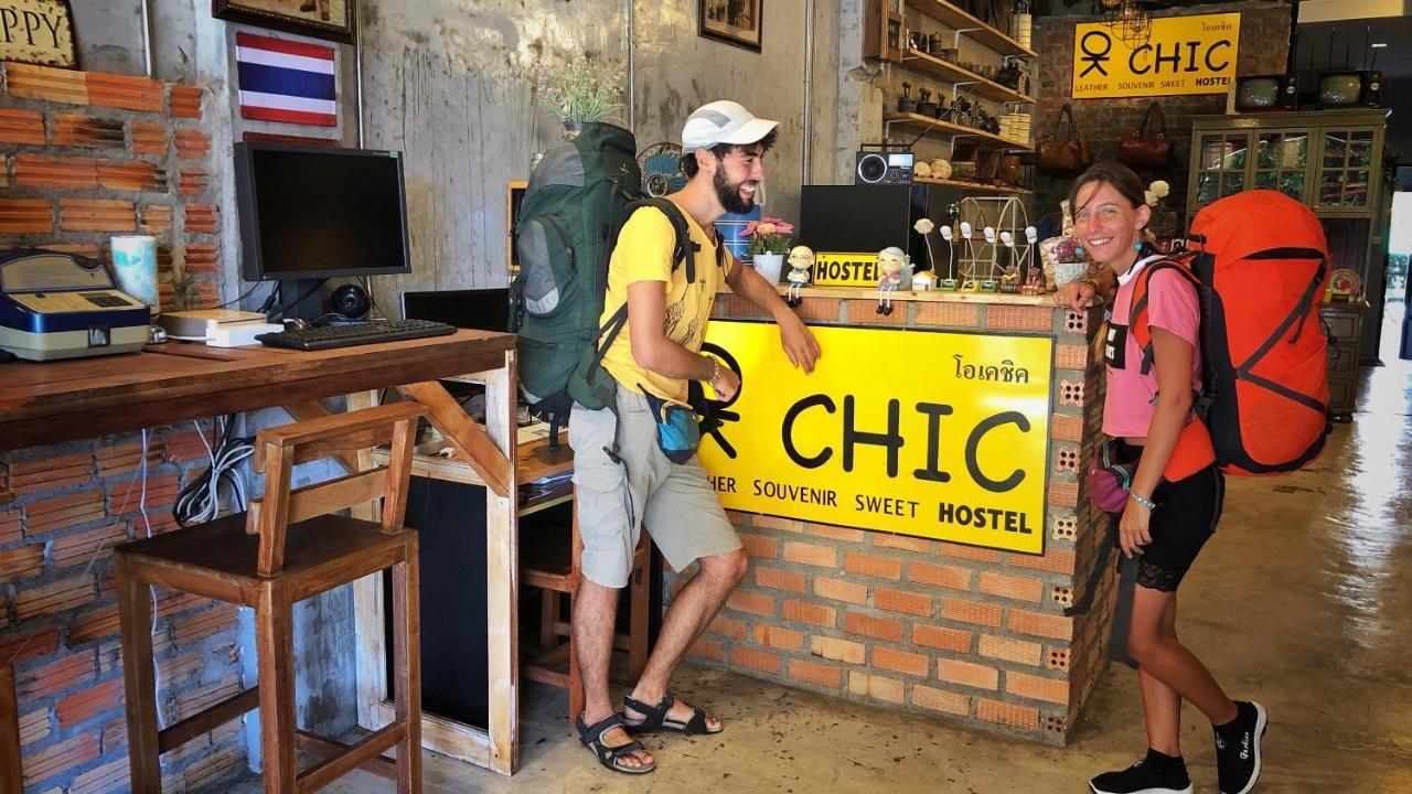 Ok Chic Phuket Hostel Buitenkant foto