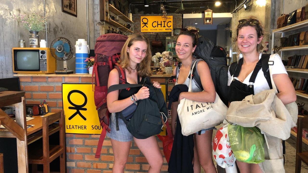 Ok Chic Phuket Hostel Buitenkant foto