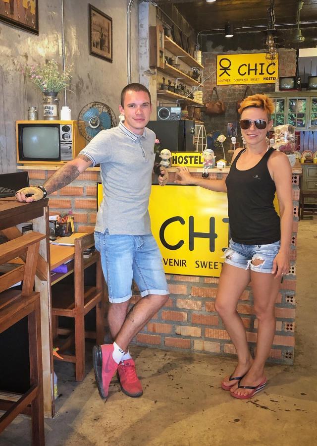 Ok Chic Phuket Hostel Buitenkant foto